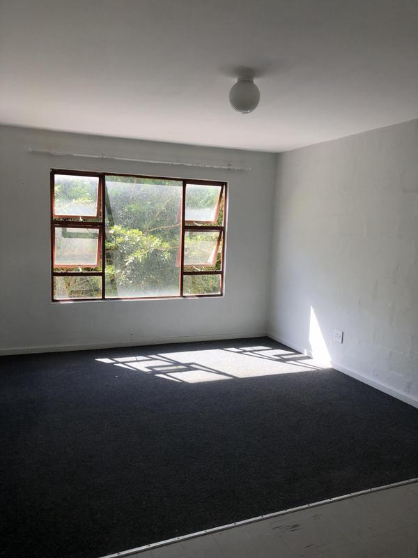 To Let 3 Bedroom Property for Rent in Amalinda Eastern Cape